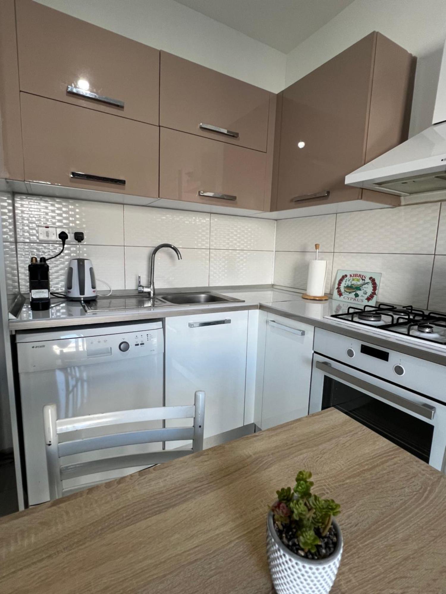 Kyrenia Comfort Apartments 部屋 写真